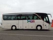 Setra 411 HD von Janzen Reisen aus Deutschland in Stralsund am 31.01.2019