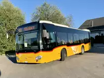 MB C2 K '10120' der PostAuto Regie Laupen, ex PU Thepra, Stans, am 24.9.21 bei der Wendeschleife hinter dem Bahnhof Rosshäusern.