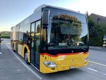 MB C2 hybrid Nr. 3 '11461'  BE 414 003  der PostAuto Regie Laupen am 24.9.21 bei Mühleberg Post.