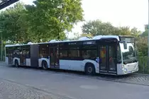 VHH 1311 (HH-V 9011) am 28.9.2021, Pause am U-Bahnhof Steinfurther Allee  / MB Citaro G C2 4-türig, 3-achs. (EZ 2013)