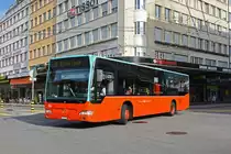 Mercedes Citaro 184, auf der Linie 8, fährt zur Haltestelle beim Bahnhof Biel. Die Aufnahme stammt vom 25.09.2021.