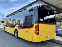 Heckansicht des MB C2 hybrid Nr. 127 '11467' des PU Indermühle Bus, Reckingen am 18.1.21 beim Bahnhof Turgi.