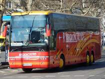 Van Hool T916 von Region Auto aus der Ukraine in Berlin am 30.03.2019
