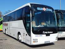 MAN Lion's Coach von Eurolines/Nisi Reisen aus dem Kosovo in Berlin am 30.03.2019