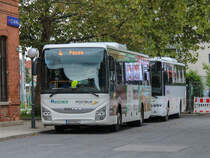 Graz. Zwei abgestellt Postbusse konnte ich am 07.09.2020 vor dem Grazer Ostbahnhof ablichten.