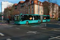 ICB Mercedes Benz Citaro 2 G Wagen 433 am 10.12.21 in Frankfurt am Main auf der Linie M34