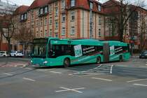 ICB Mercedes Benz Citaro 2 G Wagen 418 am 10.12.21 in Frankfurt am Main auf der Linie M34