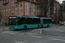 ICB Mercedes Benz Citaro 2 G Wagen 444 am 10.12.21 in Frankfurt am Main auf der Linie M34