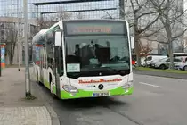 Reisebüro Wissmüller Mercedes Benz Citaro 2 Ü am 11.12.21 in Wiesbaden Hbf 