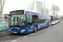 ESWE Verkehr Mercedes Benz Citaro 2 Wagen 61 am 11.12.21 in Wiesbaden Hbf