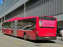 Mercedes Citaro 847, auf der Linie 12, bedient die Haltestelle Schanzenstrasse. Die Aufnahme stammt vom 26.08.2010.