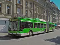 Mercedes Citaro 856 mit der Erdgas Werbung, auf der Linie 14, bedient die Haltestelle Hirschengraben. Die Aufnahme stammt vom 26.08.2010.