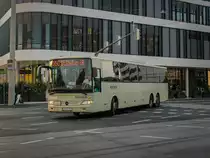 Graz. Am späten Abend des 13.08.2021 konnte ich Postbus BD 13713 vor der Messe Graz fotografieren.