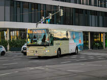 Graz. Am späten Abend des 13.08.2021 konnte ich Postbus BD 14290 vor der Messe Graz fotografieren.