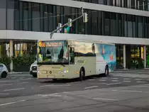 Graz. Am späten Abend des 13.08.2021 konnte ich Postbus BD 14290 vor der Messe Graz fotografieren.