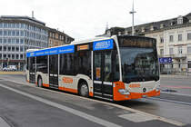 Mercedes Citaro 98 der BSU, auf der Linie 3, wartet an der Haltestelle beim Bahnhof Solothurn. Die Aufnahme stammt vom 06.12.2021.