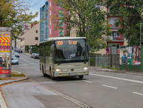 Graz. BB 13038 ist hier am 20.09.2021 in der Fröhlichgasse zu sehen.