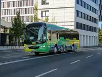 Graz. Am 26.09.2021 war es endlich soweit: Das lang angekündigte EUROSKILLS 2021 konnte stattfinden, nachdem es zweimal aufgrund der Covid-Pandemie verschoben wurde. Neben internationalen Gästen aus ganz Europa, gab es auch eine kleine Busparade, an der Sonderbusse aus ganz Österreich zu sehen waren. In der bunten Parade war unter anderem ein MAN Lion's Regio der Firma Albus aus Salzburg.