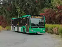 Graz. Am 12.10.2021 nahm ich die Gelegenheit, um noch ein letztes Mal die Linie 85 ausgiebig zu fotografieren, da einen Monat später diese eingestellt wurde. Vom Schlechtwetter ließ ich mich nicht abschrecken, durch dieses kamen zusätzliche Stellen in Betracht die bei Sonnenschein nicht umsetzbar gewesen wären. Dieses Bild von Wagen 112 entstand bei der Ankunft in Don Bosco.