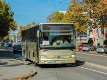 Graz. Während der Steirischen Herbstferien, fanden Bauarbeiten auf der Steirischen Ostbahn statt. Aus diesem Grund, richtete die ÖBB einen Schienenersatz zwischen Graz und Gleisdorf bzw. Weiz ein.
Der BD 13395 ist hier beim Grazer Ostbahnhof zu sehen.