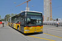 Mercedes Citaro der Post, auf der Linie 101, fährt zur Haltestelle Schanzenstrasse. Die Aufnahme stammt vom 17.06.2013.