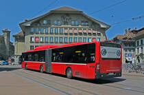 Mercedes Citaro 844, auf der Linie 12, überquert den Casinoplatz. Die Aufnahme stammt vom 17.06.2013.