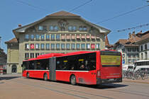 Mercedes Citaro 845, auf der Linie 12, überquert den Casinoplatz. Die Aufnahme stammt vom 17.06.2013.