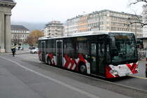 Postauto/Regie Delémont JU 52439, PAG-ID 11325 (Mercedes Citaro C2 O530 Hybrid) am 7.11.2021 beim Bahnhof Biel als Bahnersatz nach Neuenburg