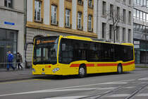 Mercedes Citaro 87 der BLT, auf der Linie 37, wartet an der Endstation am Aeschenplatz. Die Aufnahme stammt vom 16.12.2021.