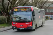 Rheinbahn 7843  Bundeswehr  auf der Linie 830 nach Meerbusch, 1.3.2022, Niedertor Neuss