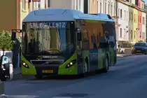 SL 3496, Volvo7900 Hybrid, von Sales Lentz, gesehen in den Straßen von Petange.  28.02.2022