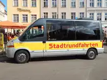 Renault Master von Busunternehmen Manfred Scholz aus Deutschland in Stralsund am 14.09.2019