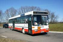 Bus Rheinland-Pfalz: Mercedes-Benz O 407 (KL-EC 36) von Schary-Reisen GbR, aufgenommen im Februar 2022 in Sembach, einer Ortsgemeinde im Landkreis Kaiserslautern.