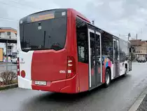 Heckansicht MB C2 K 6001 der TPF am 31.3.22 nach der Abfahrt beim Bahnhof Düdingen.