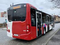 Heckansicht des MB C2 K 6003 der TPF nach der Abfahrt beim Bahnhof Düdingen.