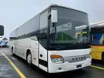 Setra 415 UL ex CJ? am 2.4.22 bei Interbus Kerzers.