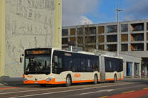 Mercedes Citaro 60 der BSU, auf der Linie 1, fährt zur Haltestelle beim Bahnhof Solothurn. Die Aufnahme stammt vom 06.12.2021.