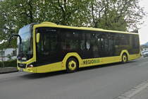 MAN New Lions City von Ledermair (SZ-405SE) als Linie 502 an der Haltestelle Thaur Isserbrücke. Aufgenommen 27.4.2022.