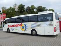 Mercedes Tourismo von Suerland-Busreisen aus Deutschland im Stadthafen Sassnitz am 07.10.2019