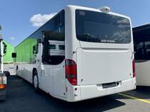Heckansicht der Setra 415 NF ex CJ am 14.5.22 bei Interbus Kerzers.