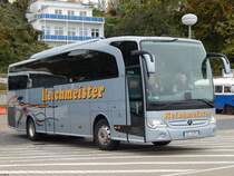 Mercedes Travego von Reichmeister aus Deutschland im Stadthafen Sassnitz am 19.10.2019