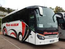 Setra 515 HD von Strier Reisen aus Deutschland im Stadthafen Sassnitz am 19.10.2019