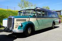 Mercedes O 3500 mit Kässbohrer-Aufbau Bj. 1952  Dietrich , Mai 2022 beim 8. Oldtimerbustreffen in Bad Mergentheim 