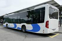 Heckansicht des MB C2 hybrid 116 am 22.5.22 beim Bahnhof Olten.