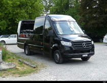 Mercedes Sprinter Cabrio auf einem Parkplatz in Worben am 21.05.2022