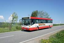 Bus Rheinland-Pfalz: Mercedes-Benz O 407 (BIR-WR 96) vom Omnibusbetrieb Westrich Reisen GmbH, aufgenommen im Mai 2022 in der Nähe von Kempfeld, einer Ortsgemeinde im Landkreis Birkenfeld.