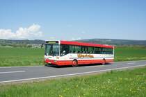 Bus Rheinland-Pfalz: Mercedes-Benz O 407 (BIR-WR 96) vom Omnibusbetrieb Westrich Reisen GmbH, aufgenommen im Mai 2022 in der Nähe von Kempfeld, einer Ortsgemeinde im Landkreis Birkenfeld.