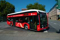 ESWE Verkehr Mercedes Benz eCitaro Wagen 147 am 12.06.22 in Wiesbaden