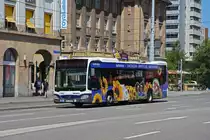 Mercedes Citaro  der SWEG, auf der Linie 55, verlässt die Haltestelle beim badischen Bahnhof. Die Aufnahme stammt vom 23.06.2022.