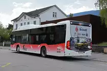Mercedes Citaro 34, auf der Linie 22, bedient die Haltestelle beim Bahnhof Grenchen Süd. Die Aufnahme stammt vom 26.04.2022.